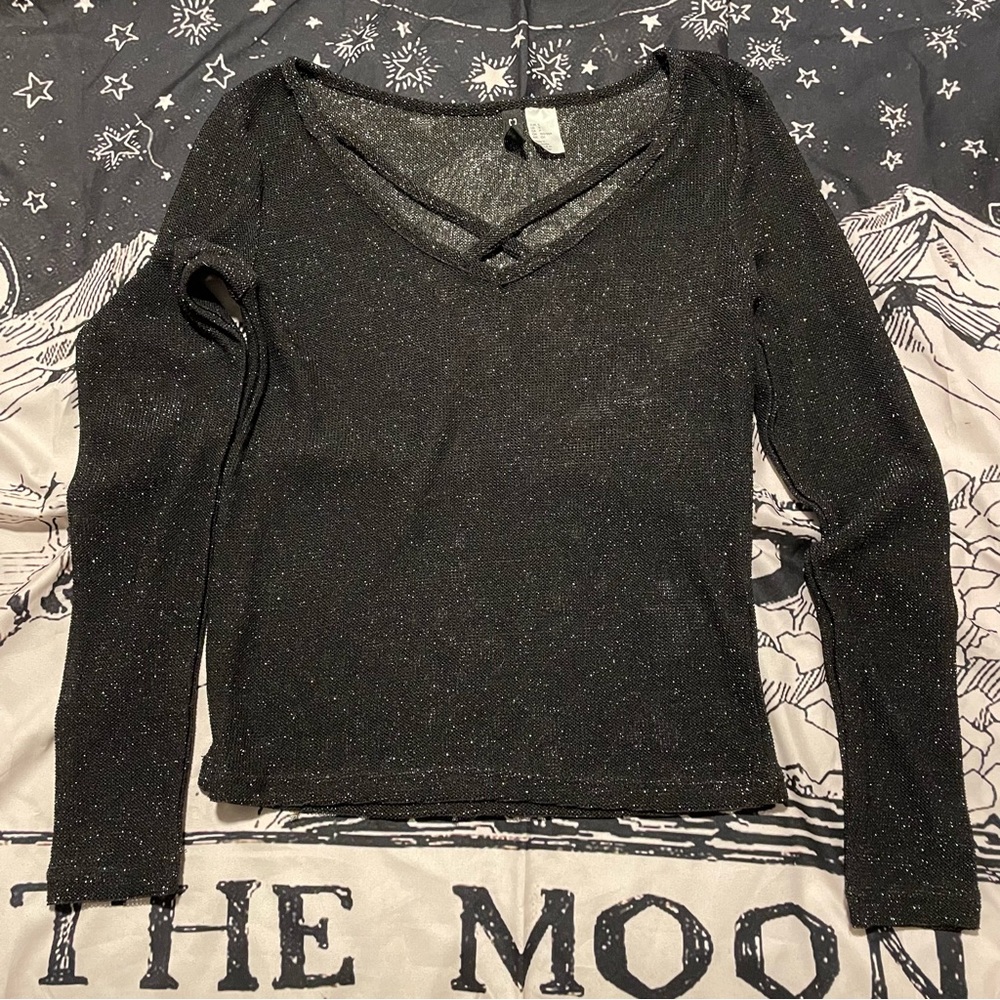 DIVIDED Black Glitter V-Neck Top